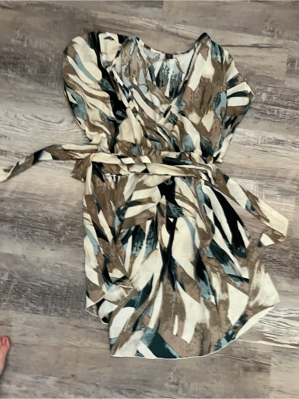 SHEIN Abstract Wrap Midi Dress in Beige, Teal and Black